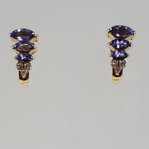 14K Gold AAA+++ Tanzanite & Diamond Earrings - Picture 6 of 11